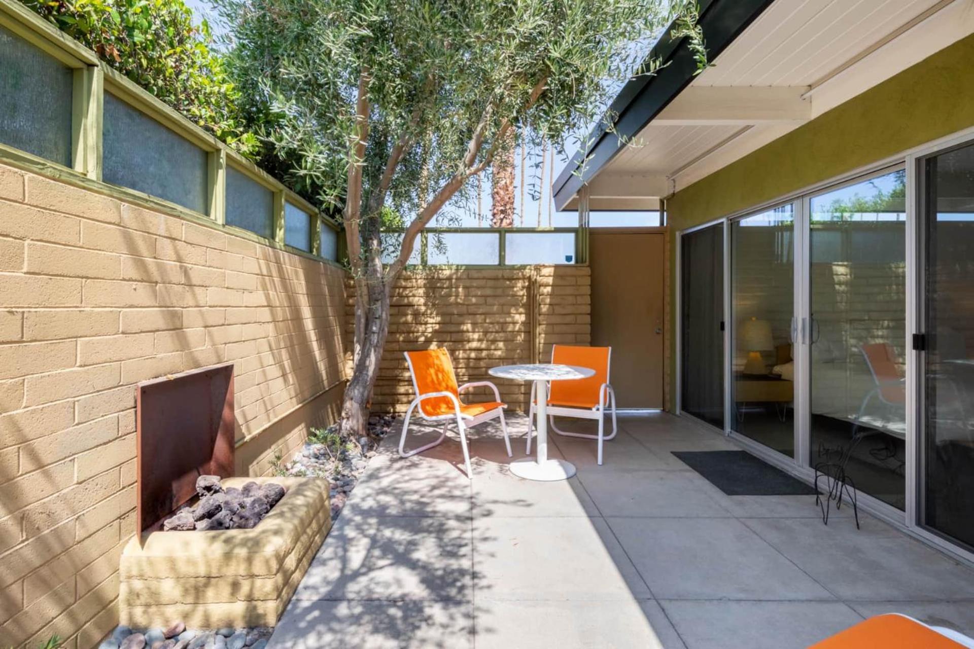 Historic Desert Star Apartment Palm Springs Exterior photo